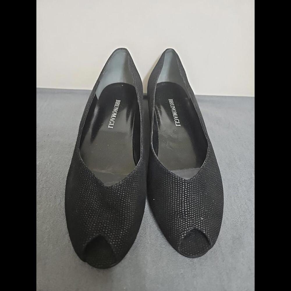 Bruno Magli Womens Wedge 7B Suede Black Textured Peep Toe Vintage 90s